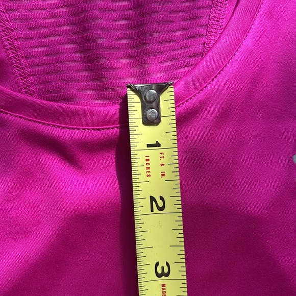 Under Armour Purple heat gear top - Picture 10 of 13
